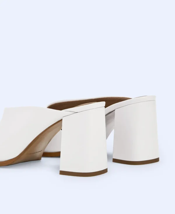 Adolfo Dominguez Chaussures*Sabots Asymetriques En Nappa Creme